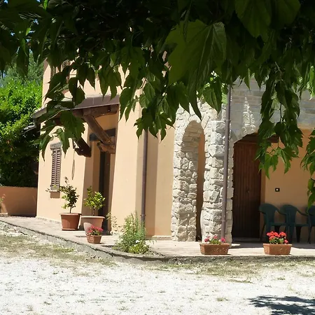 Tadinum Romana Сasa de vacaciones Gualdo Tadino